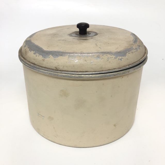 CAKE TIN, Vintage Cream Metal w Knob